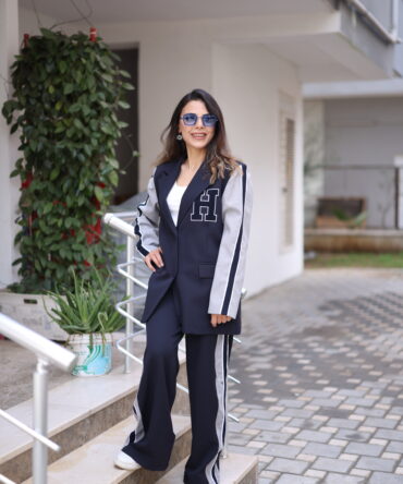 Önü Nakışlı Ceket Pantolon Takım