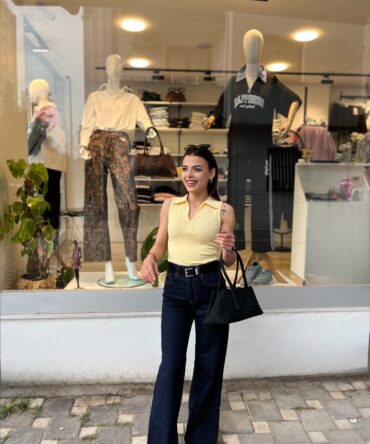 Polo Yaka Fermuarlı Kolsuz Bluz