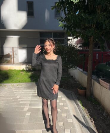 Renkli Taş Detaylı Süet Mini Elbise