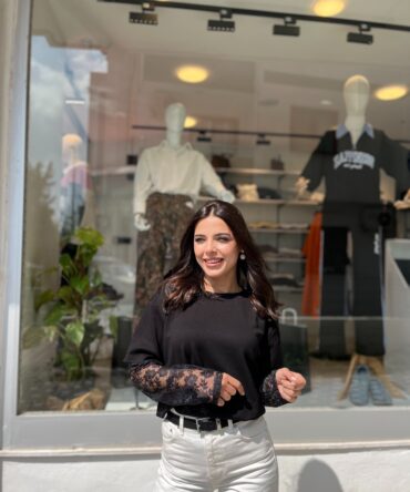 Dantel Kol Detaylı Basic T-shirt